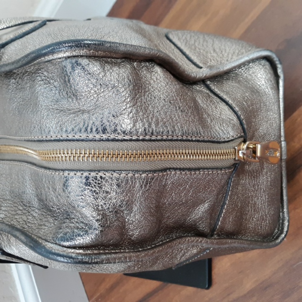 Loewe Amazona 35 Silver Handbag With Lock and Key - Picture 5 of 16